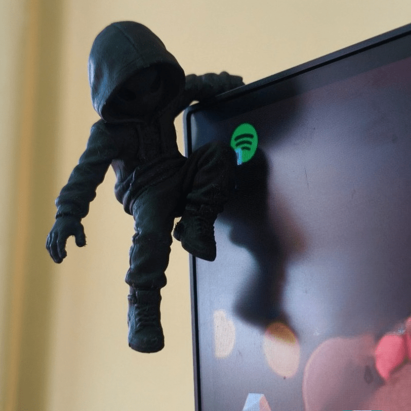Retro Gaming Gifts - Climb Hoodie Alien Mini Statue 3D